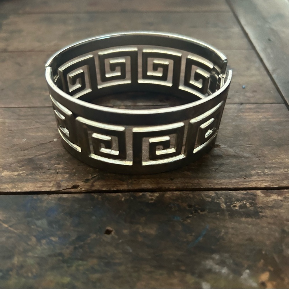 Silver Greek Scroll Geometric Pattern Bracelet